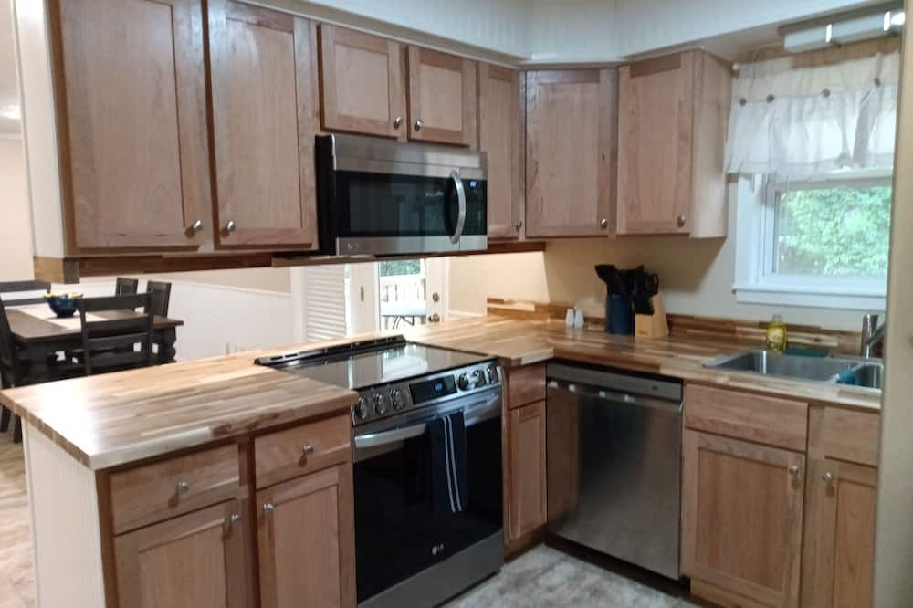 Mountainburg House | Country Cottage in a quite Country setting near Lake Fort Smith.