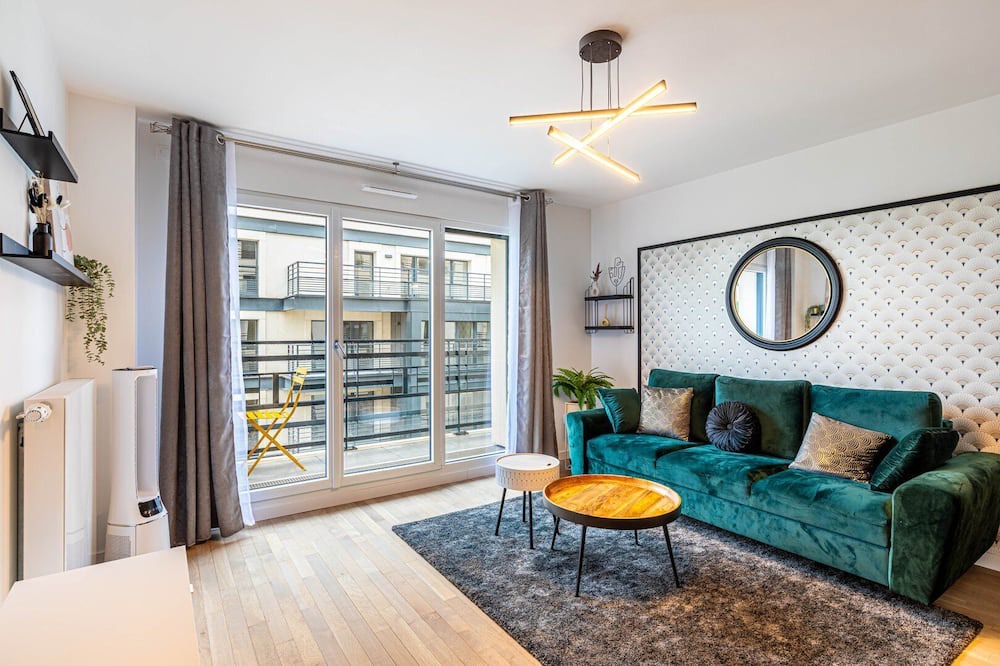 Les Puces de Saint-Ouen Apartment | GuestReady - Calm nest near Paris