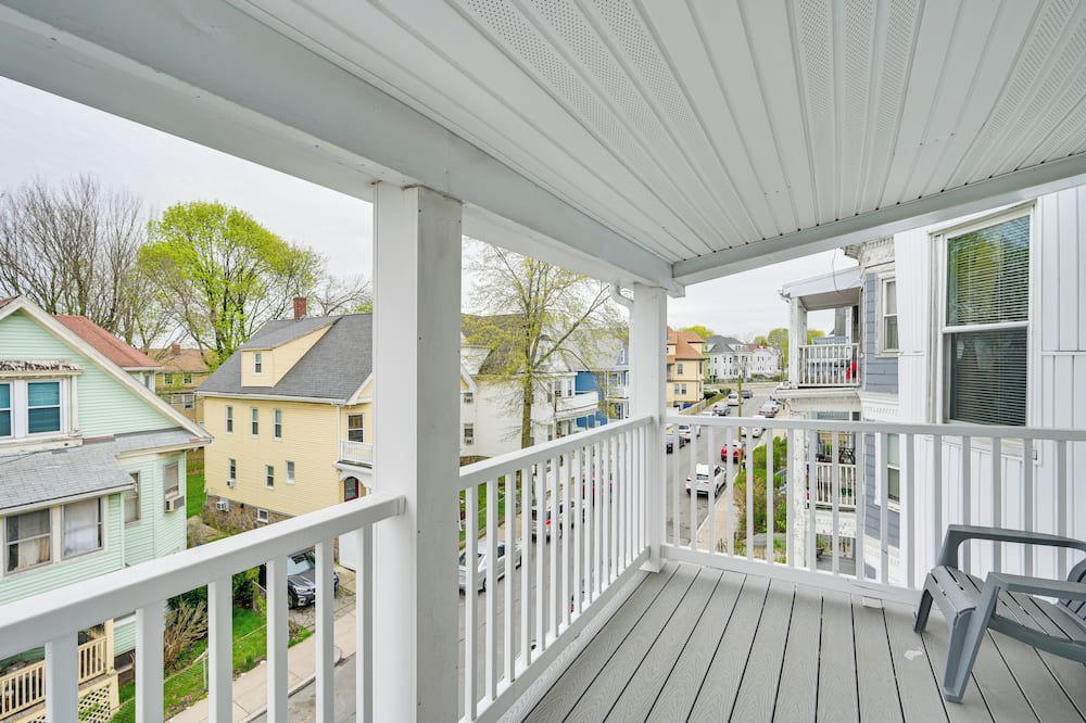 Roxbury Apartment | Boston Vacation Rental ~ 4 Mi to Fenway Park!