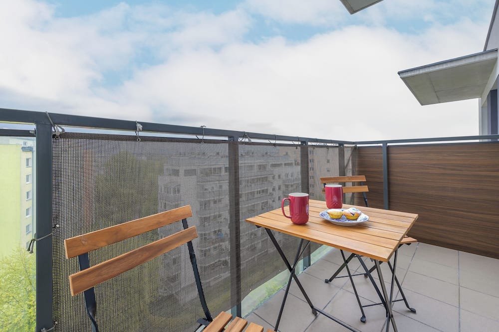 Bielany Apartment | Charming Studio for 2 Persons by Renters