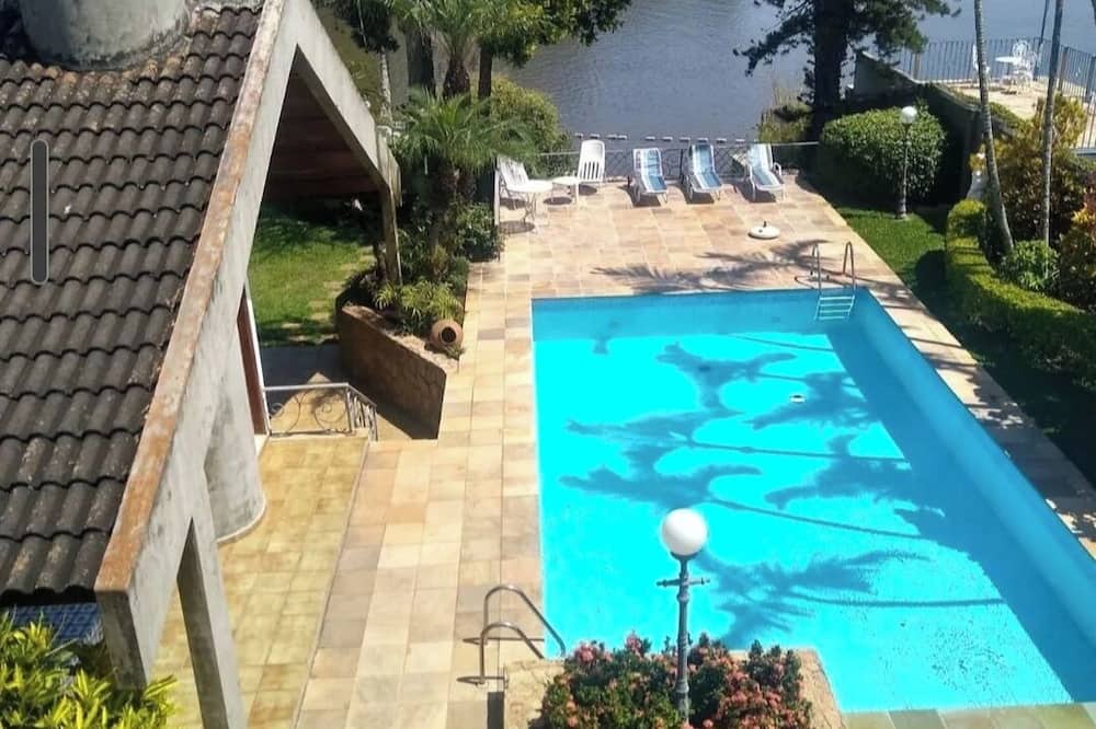 Atibaia House | Chácara em Atibaia, Acesso e Vista Para Represa , Aceitamos Pets