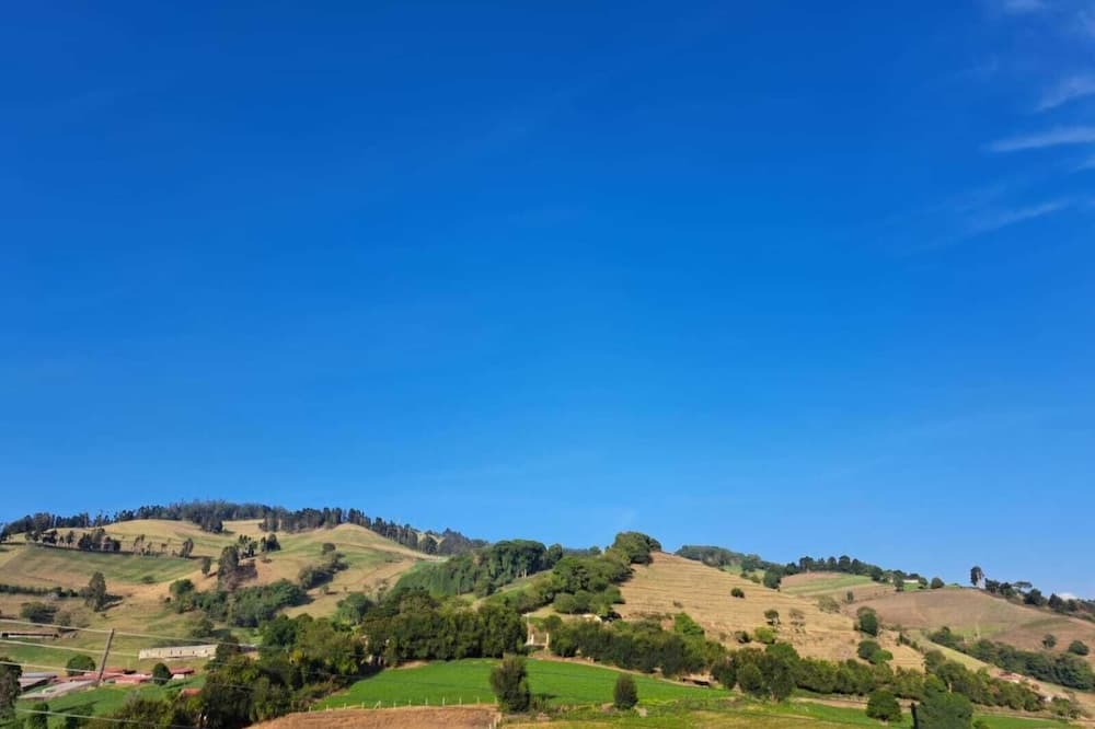 Vieja House | Casa Cómoda con Vistas Hermosas, Lugar Tranquilo y Seguro