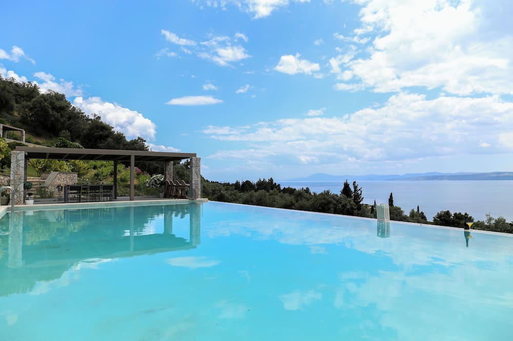 Agios Mamas Hotel | Elimnion Resort