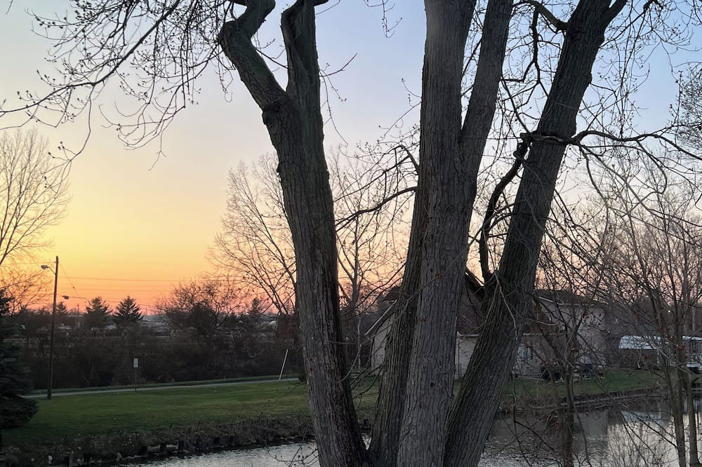 Luna Pier House | Canal-Side Retreat in Luna Pier, a Lake Erie Community