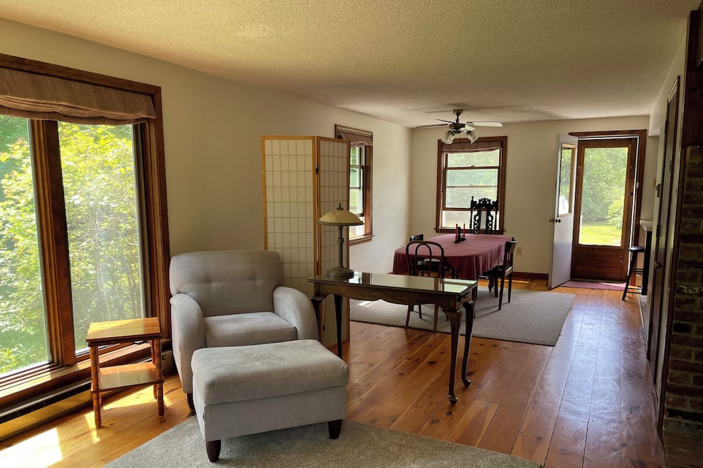 Montague House | Quiet, peaceful country retreat