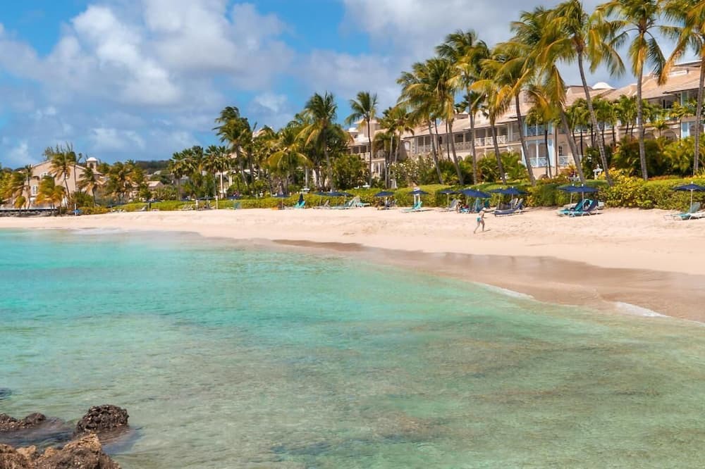 Douglas Villa | Lovely two bedroom Villa with panoramic ocean and marina views