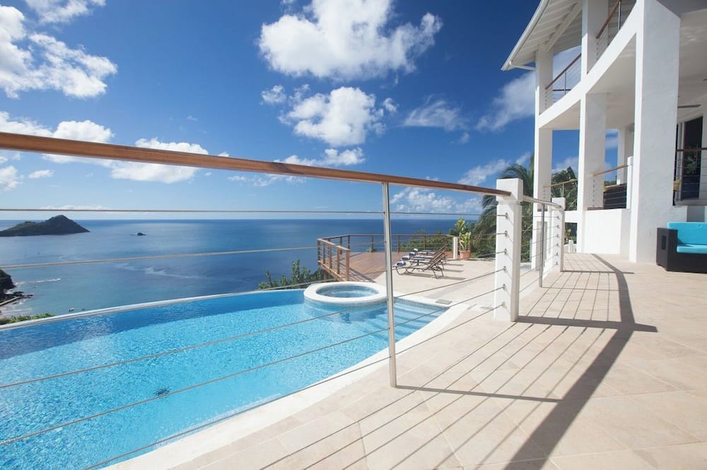 Saline Point Villa | Ultra Modern Villa with 6 Bedrooms