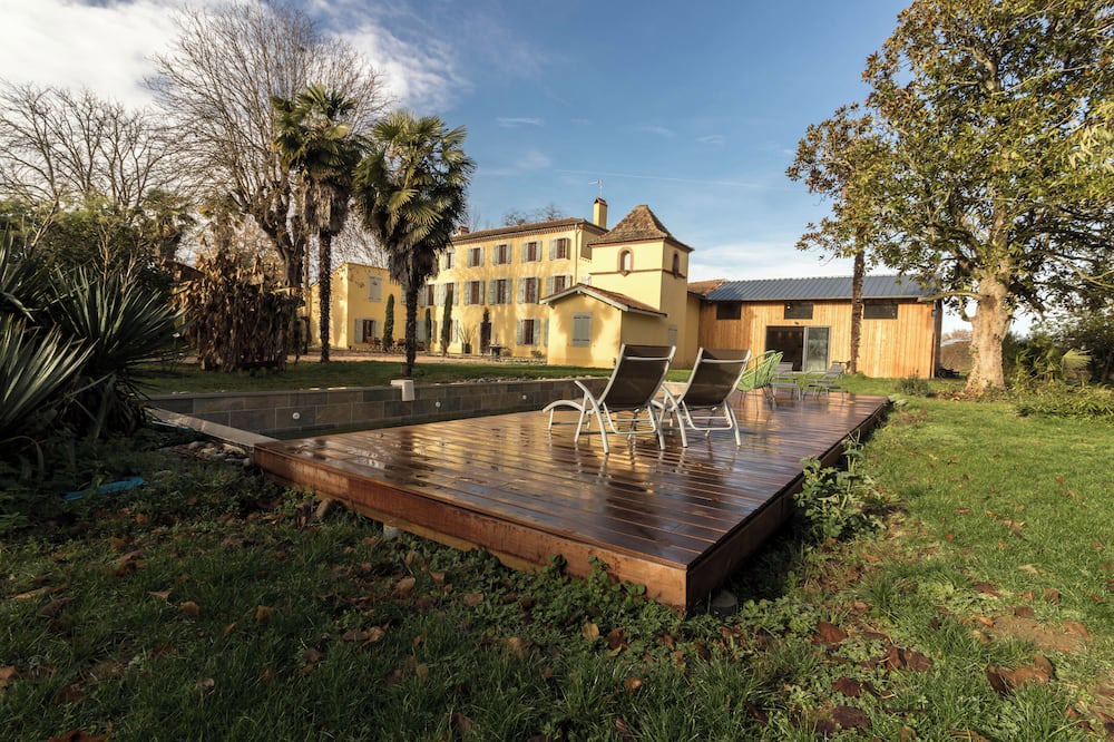 Cazeres House | Vrbo Property