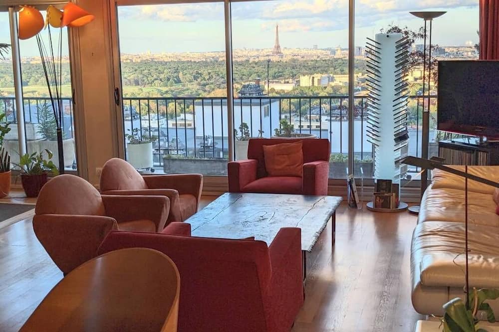 Saint-Cloud Apartment | Vrbo Property