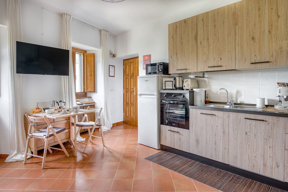 Vallo di Nera House | Holiday Home 'Il Tripode - Le Dimore Del Bordone' with Mountain View
