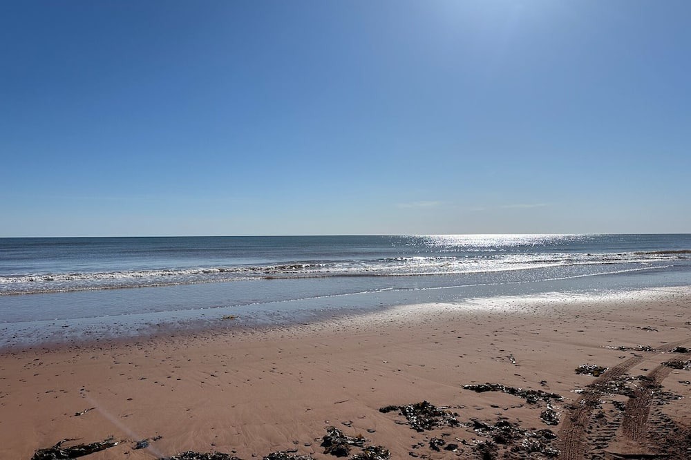 Tignish House | Beachbox beauty
