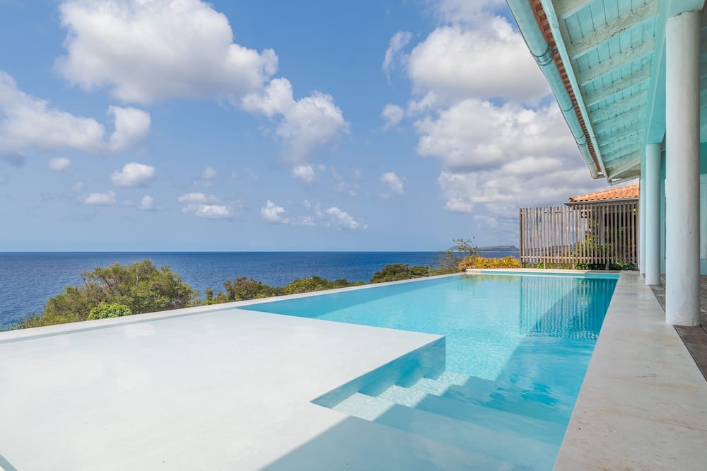 Hato House | Cliff Cottage- Vacation villa with breath taking sea view