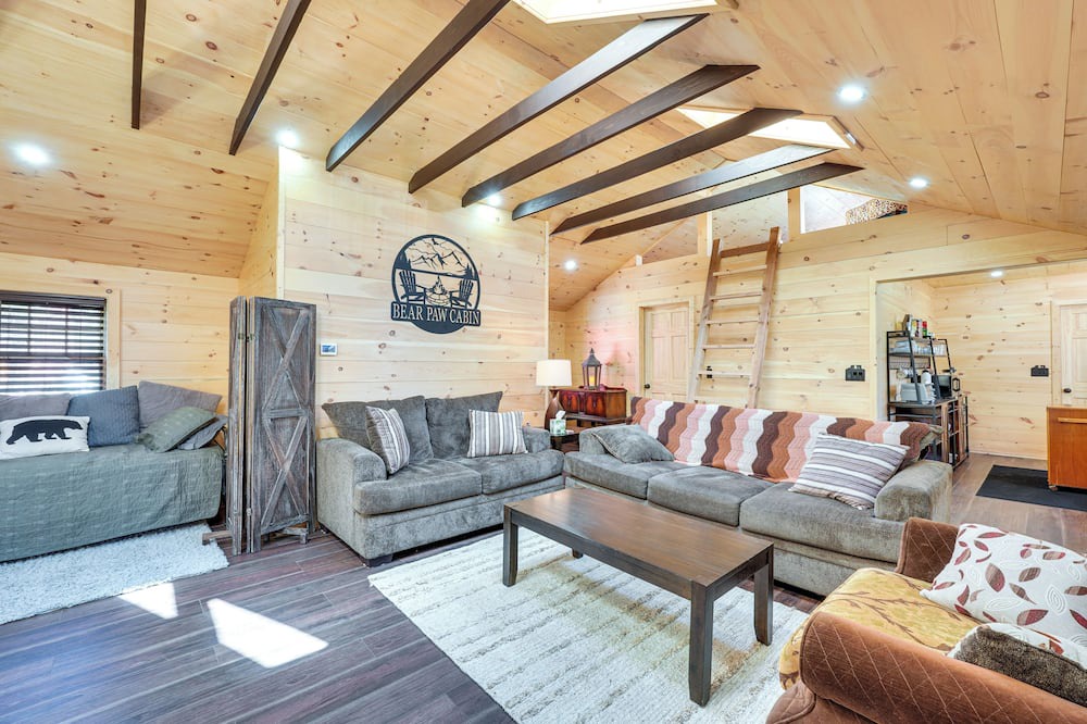 White Lake Cabin | Peaceful Catskills Cabin: 5 Mi to Bethel Woods!