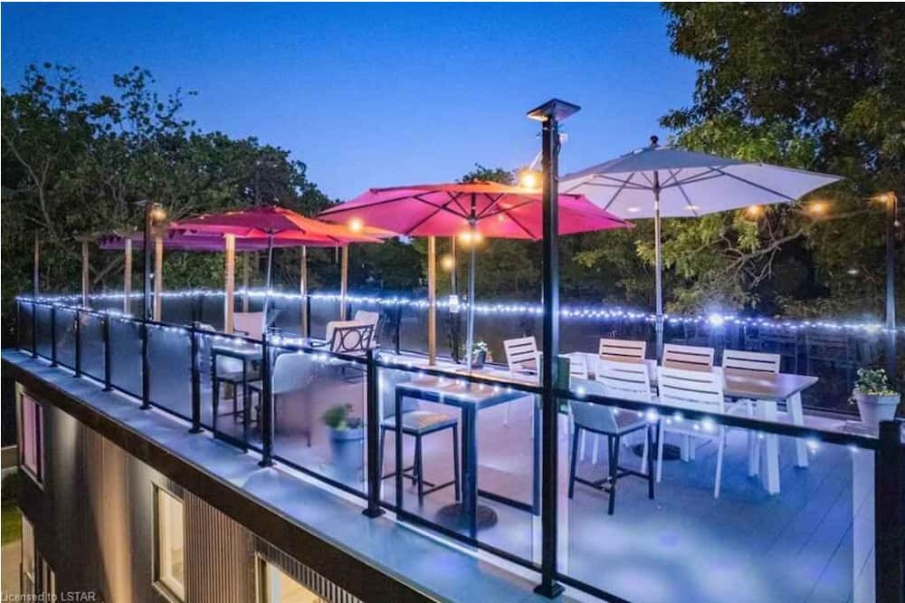 Grand Bend Ski Chalet | Beachfront rooftop patio, hot tub, sleeps 14, 2 BBQ, private new house