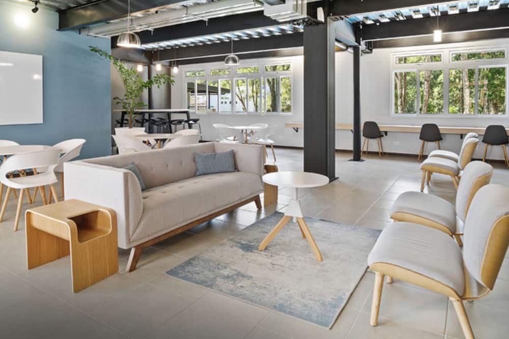 Zona 3 Apartment | Nice 3-bedroom Apto. with Nature in Guatemala city