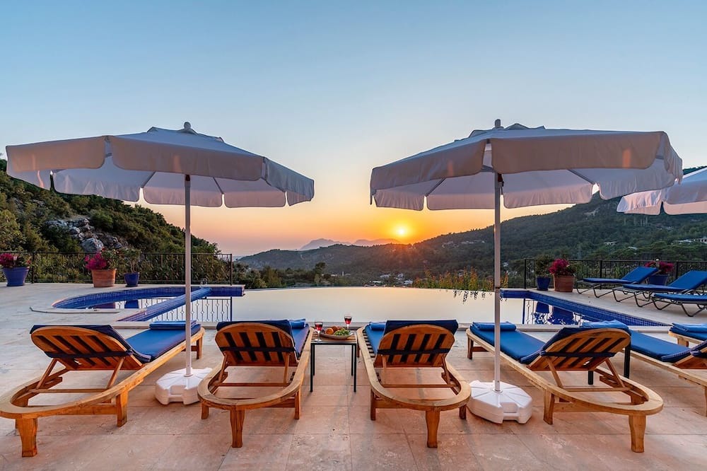 Islamlar Villa | Beautiful 5-Bed sea view Villa in islamlar