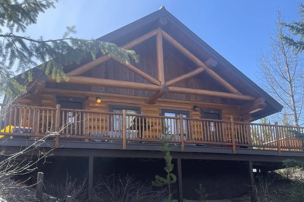 Lac Le Jeune Cabin | Scenic Haven #12