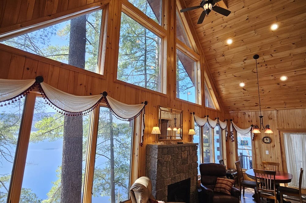 Schroon Lake House | Schroon Lake Waterfront - Sleeps 10