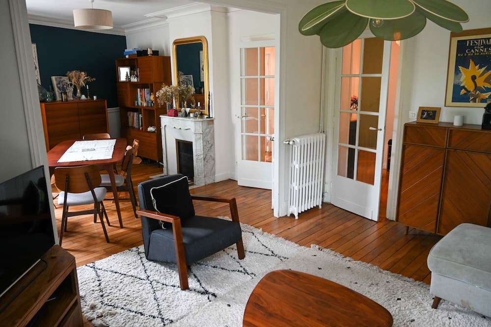 Parc-de-Montsouris Apartment | Lovely spacious cocoon in Paris