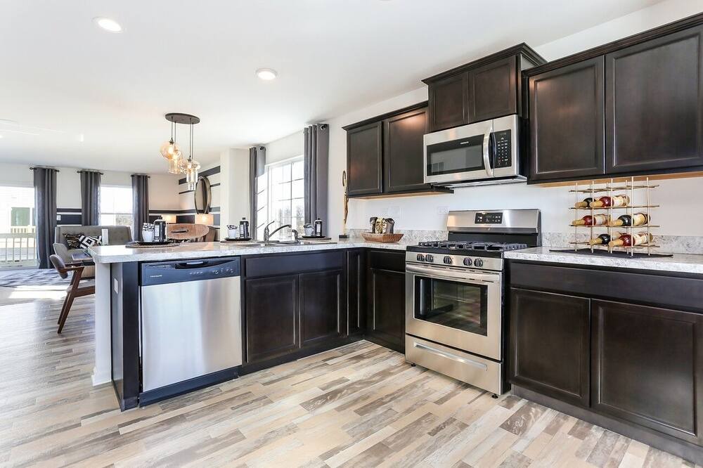 Pingree Grove House | LUXURY ENCHANTMENT AWAITS YOU 2 Master Suites, 2.5 bath Townhome.