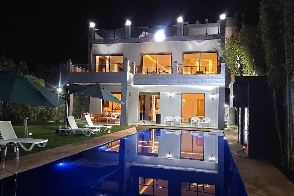 Tnine Ourika Villa | Family Paradise: Spacious Villa Near Marrakech – Mountains & Olive Trees Await