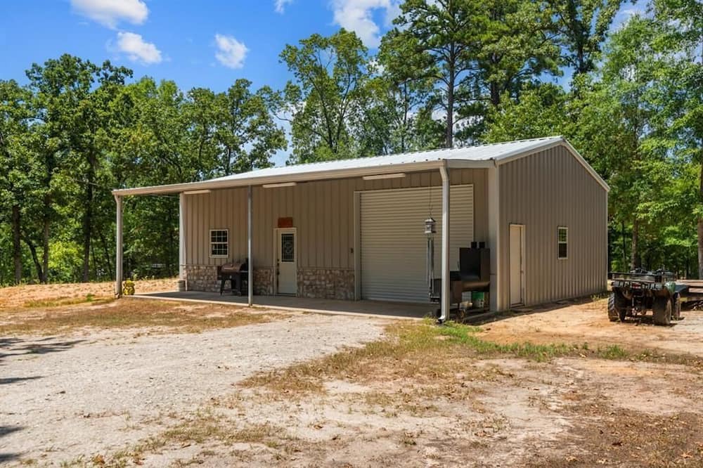 Broaddus House | Sam Rayburn Lakevu Barndo