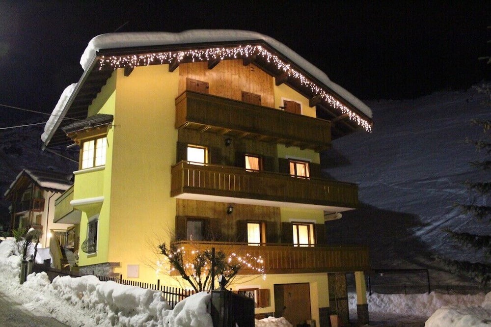 Alleghe Apartment | Vrbo Property