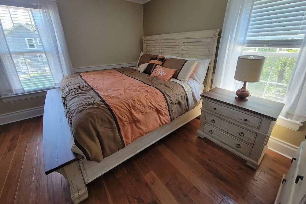 South Kortright Bed & Breakfast | Cozy B&B with WiFi and AC in peaceful South Kortright
