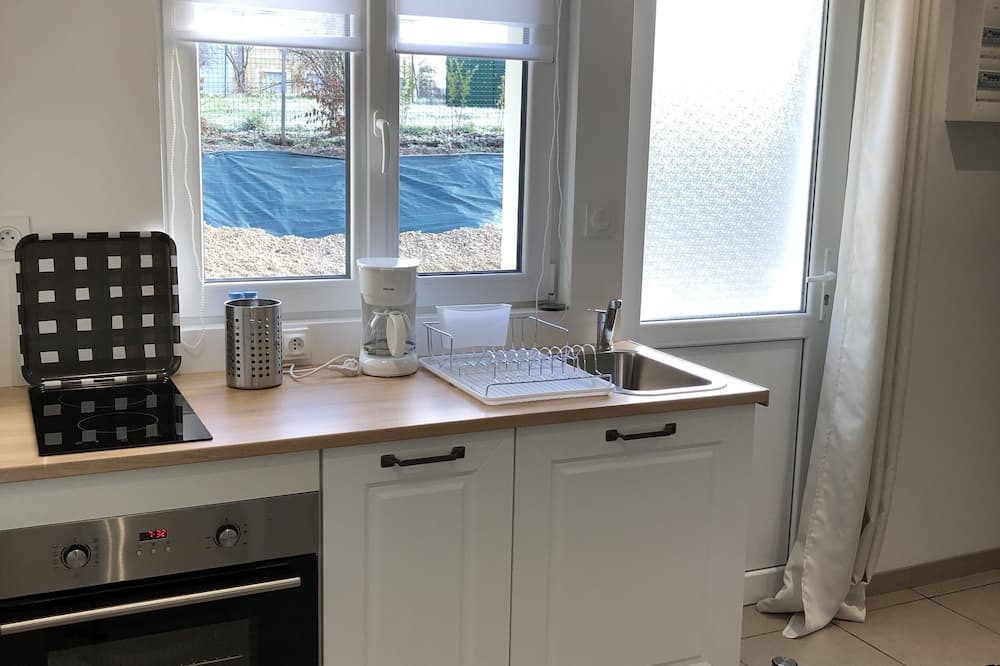 Verpel Apartment | Chez Marthe. Plain Pied de 25 m2 Tout Confort sur Terrain Clos, à la Campagne