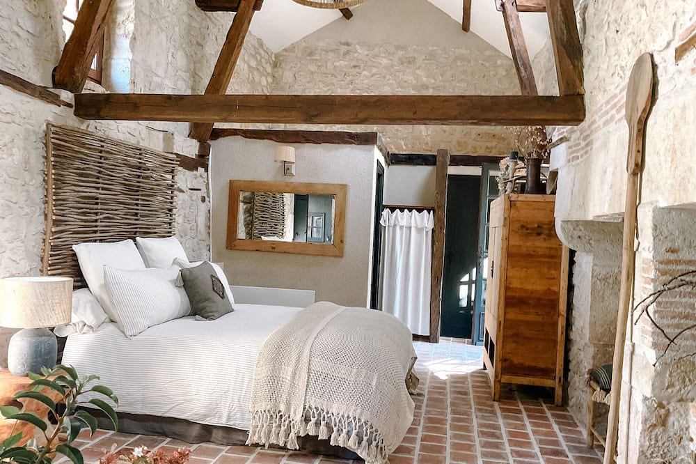Tourtoirac Bed & Breakfast | Domaine de Pragelier, La Boulangerie in Tourtoirac