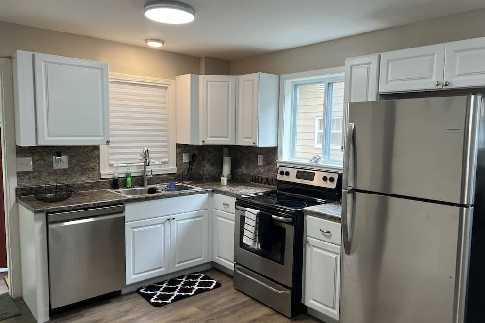 Akron House | Firestone Park Place