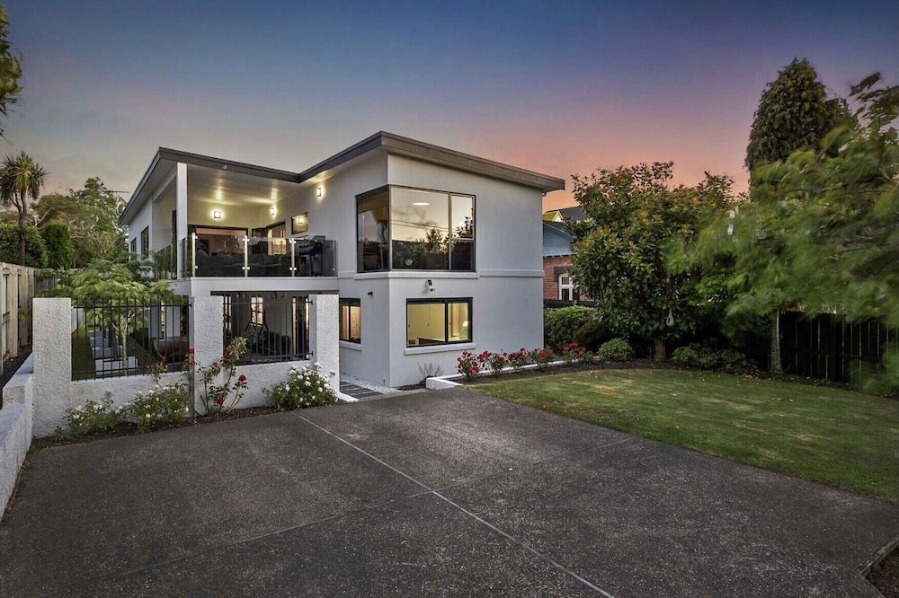 Dunedin House | Modern City Home