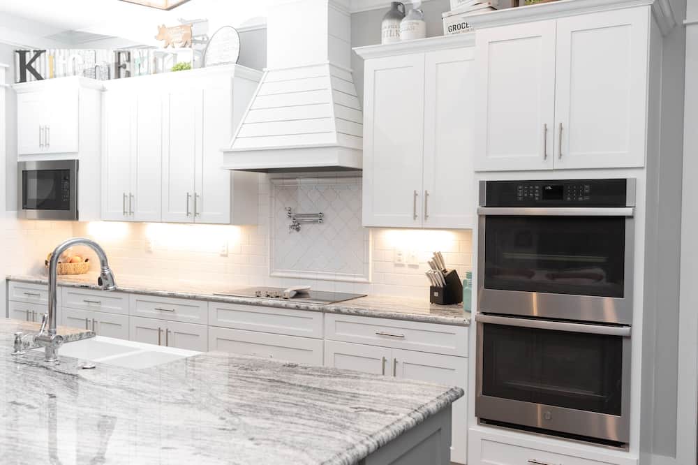 Appling House | Spacious Appling Retreat