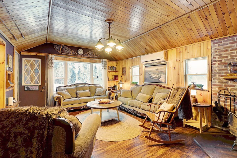Juniper Cabin | Nordic Spa, Woodstove, Waterfront, Cabin 1
