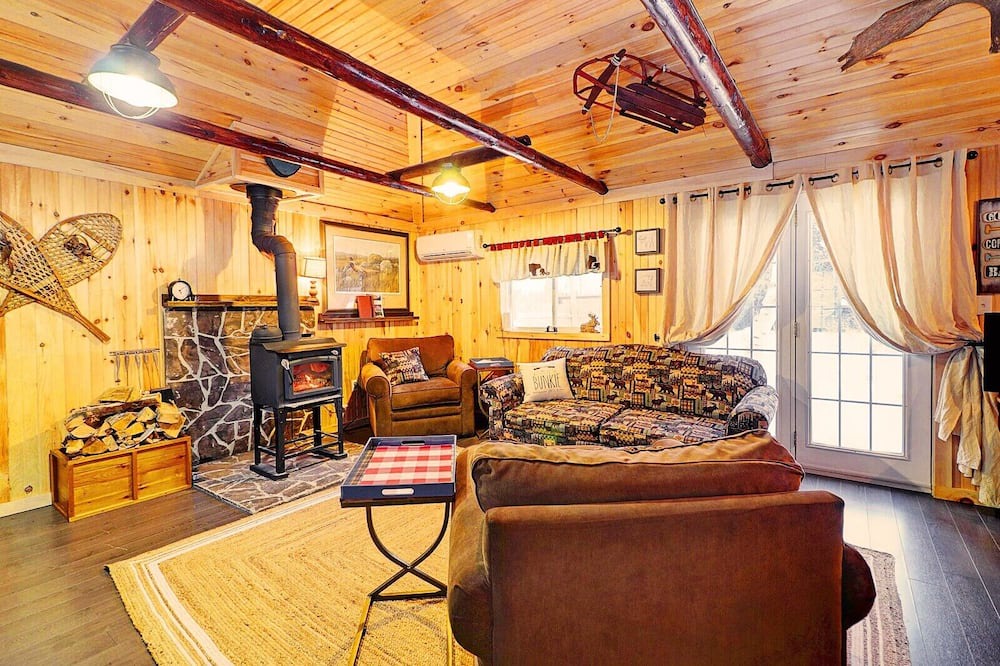 Juniper Cabin | Nordic Spa, Waterfront, Woodstove, Cabin 2
