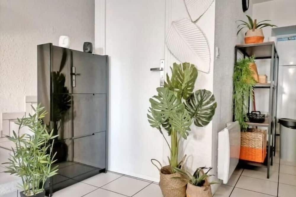 Gerzat House | "orange Touche" ~ Calme et Cosy
