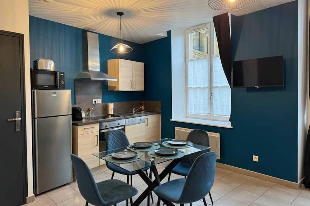 Sedan Apartment | Homerez - Beautiful apartement for 4 ppl. with terrace at Sedan