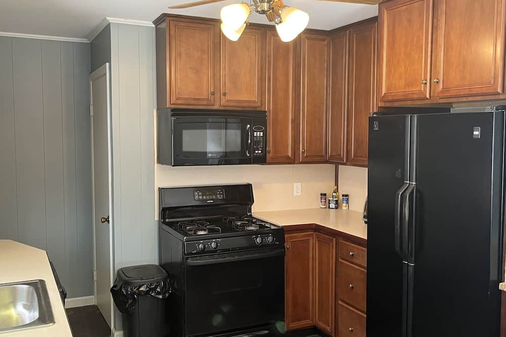 Johnsonville House | Secluded Rural Ranch Getaway!