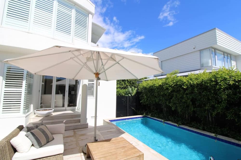 Milford House | Luxe Private Pool + Beach Front Home
