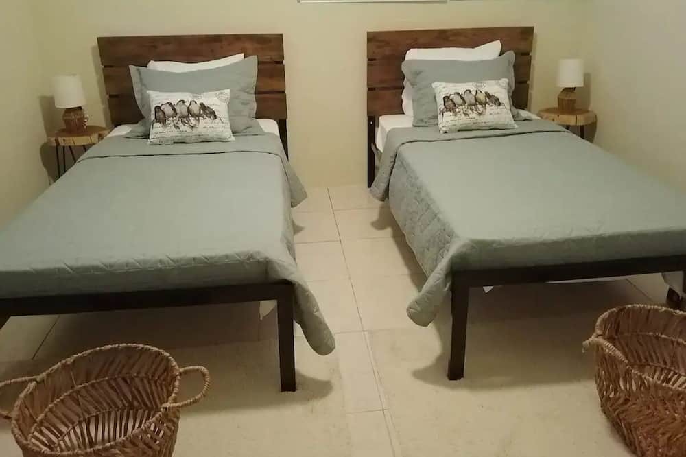 Coral Harbour Apartment | The SugarApple