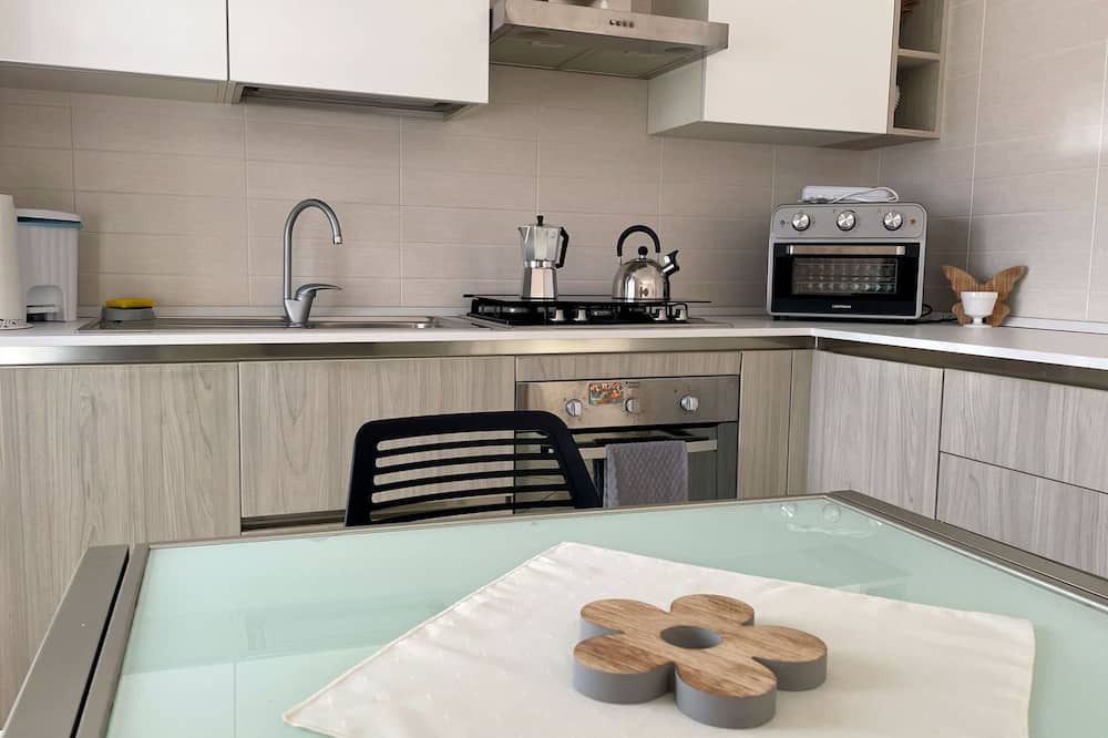 Petacciato Apartment | Beautiful apartment for 4 people with WIFI, A/C, TV and patio