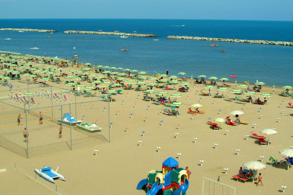Viserba Apartment | Nice apartment for 4 people with WIFI, A/C and balcony