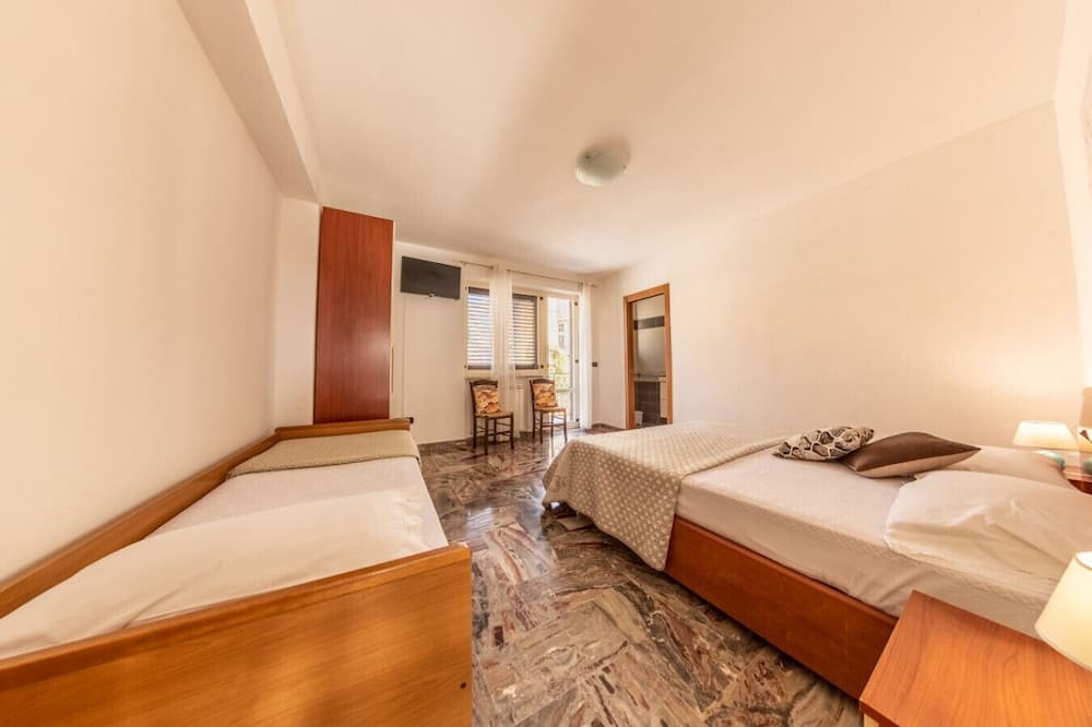 Ceraso Bed & Breakfast | Profumi del Borgo - Tripla