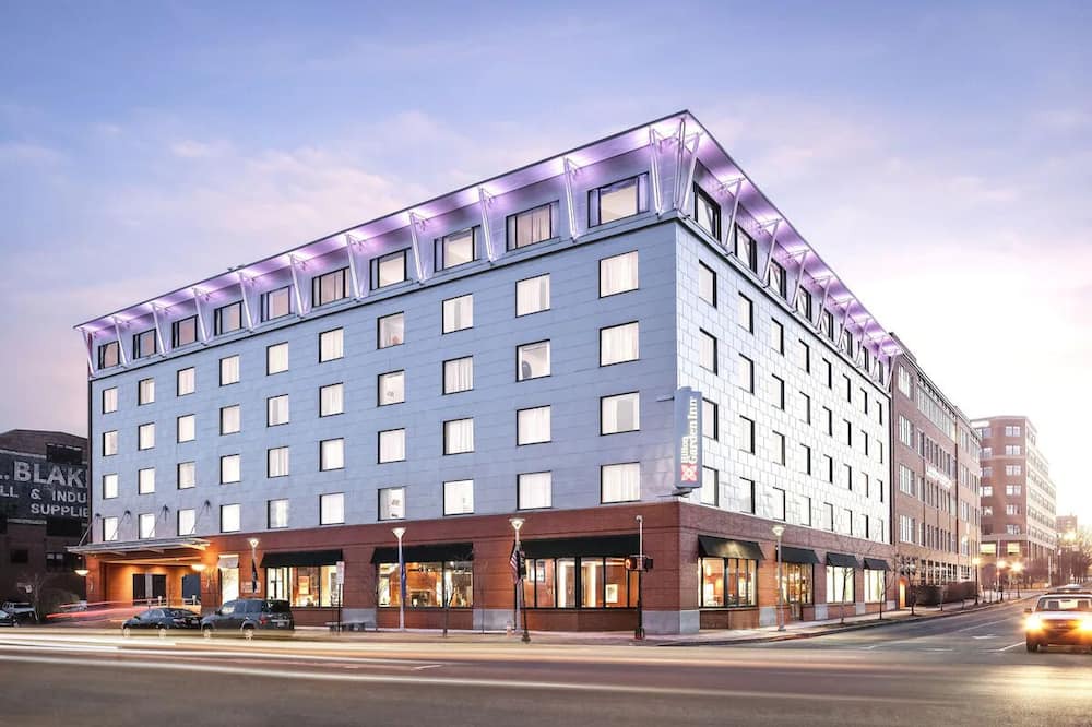 Old Port House | A Place to Unwind, Unplug, and Recharge! Pet-friendly Property, Free Breakfast!