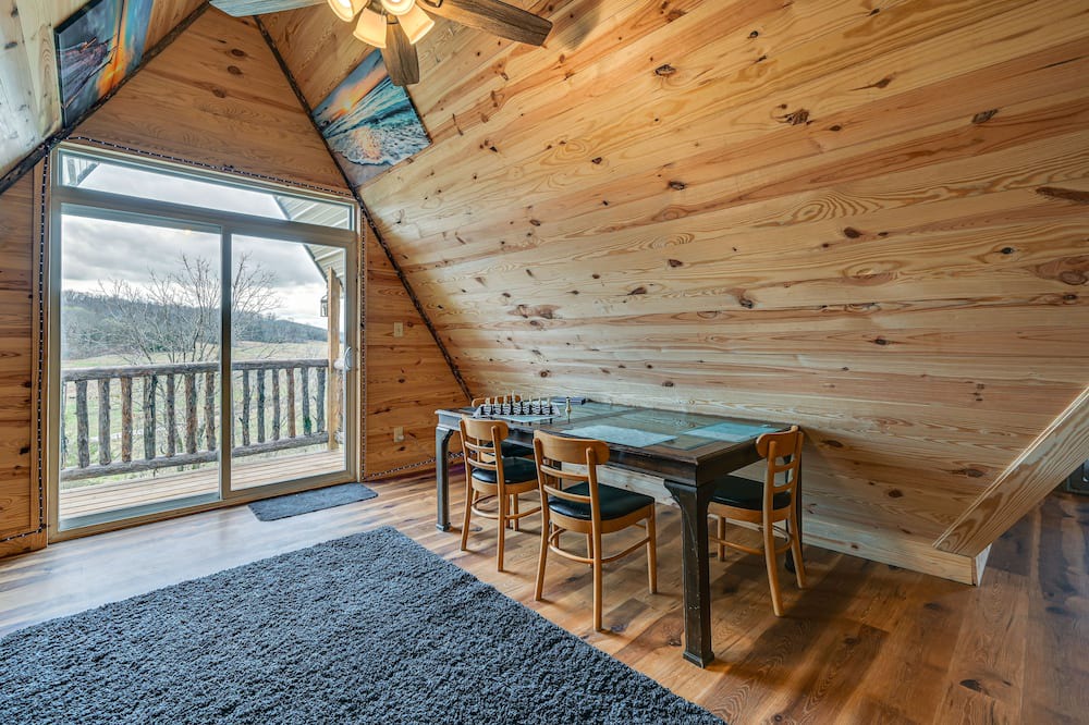 Hardyville House | Bonnieville Retreat 19 Mi to Mammoth Cave!