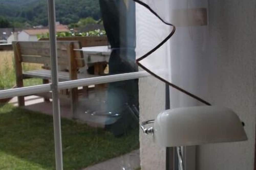 Niedernhausen Apartment | Holiday home Haus Xenophil