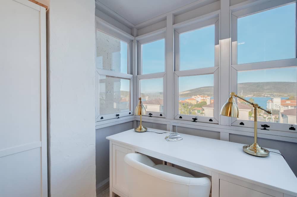 Alacati Apartment | Sea view duplex w terrace in Alacati