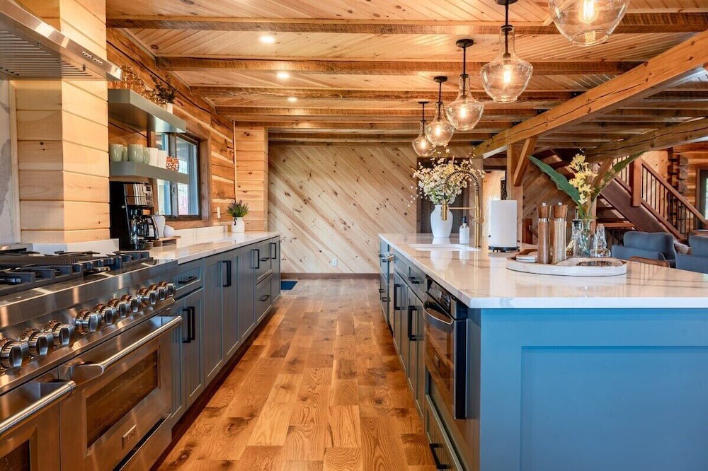 Carbon Hill Cabin | Hocking Hills Hidden Falls Lodge