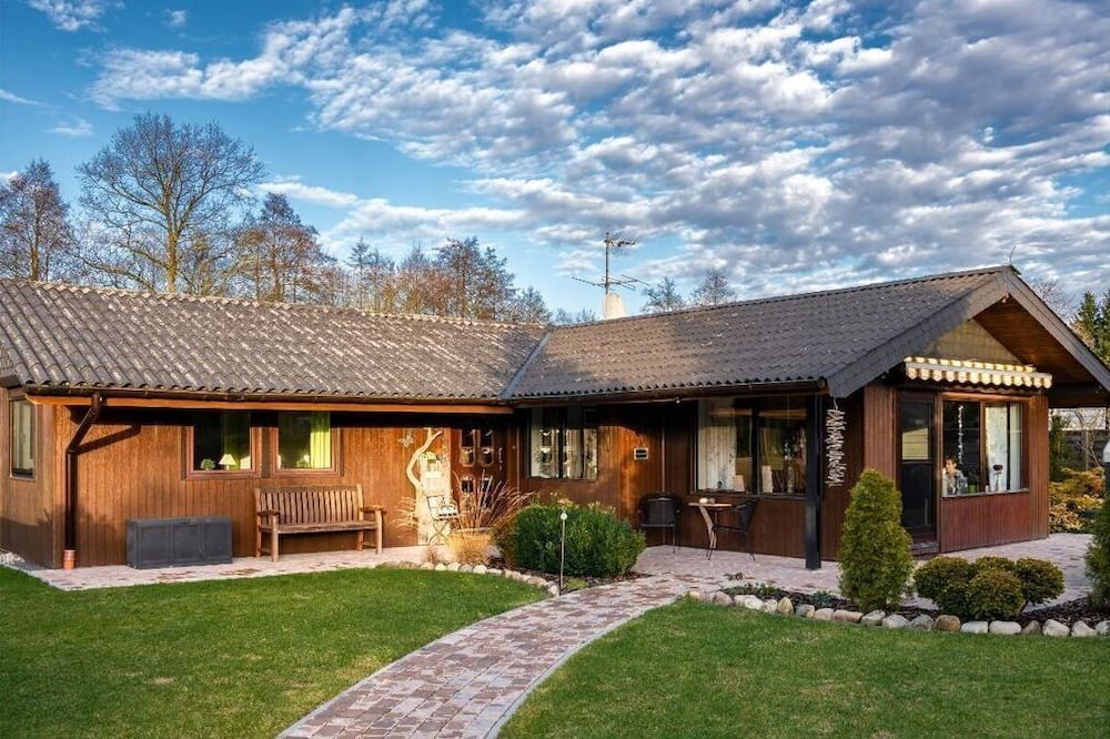 Muden House | Homely modern retreat