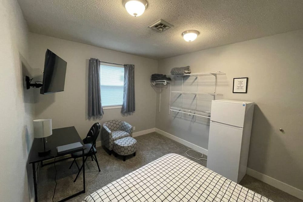 Saint Marys  Allen County House | Cozy Calhoun Suites #3
